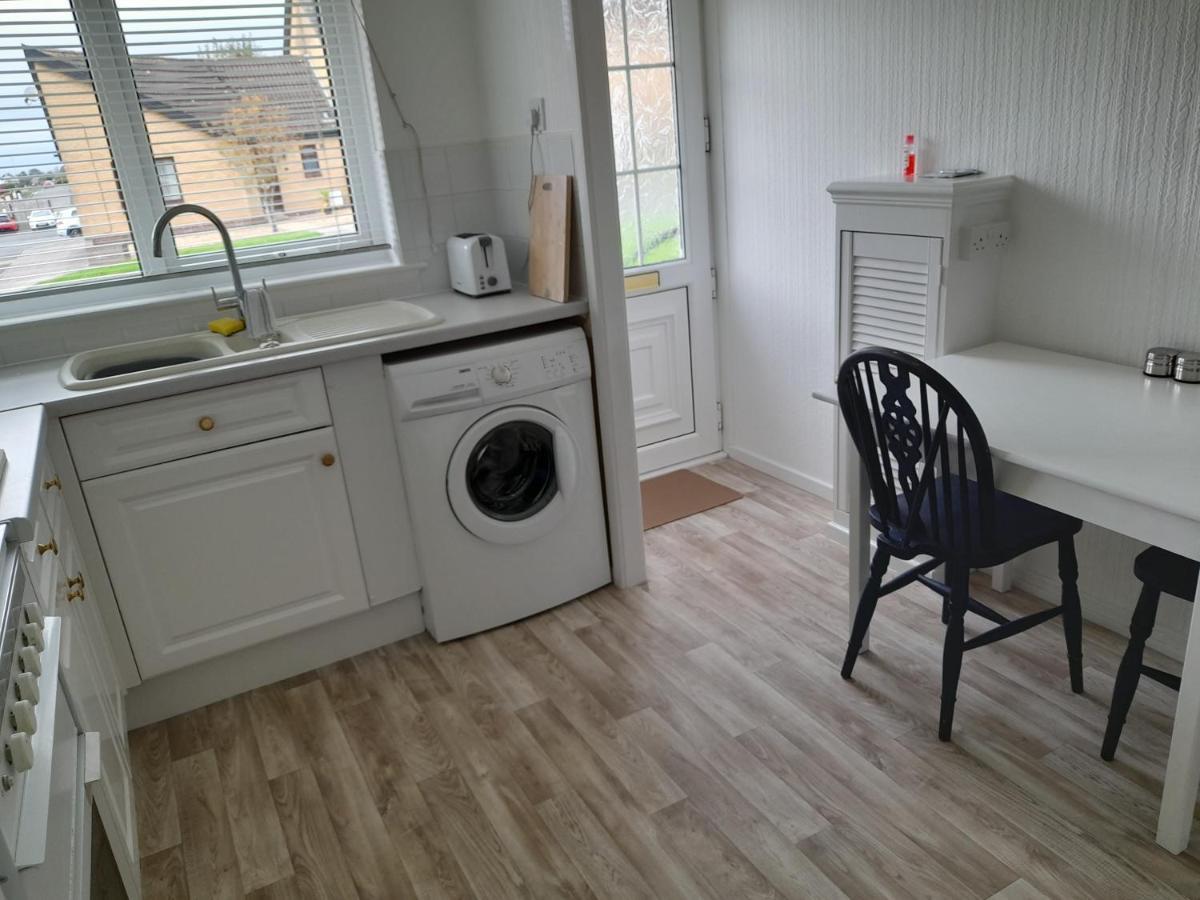 Gretna Cosy Cottage Bagian luar foto